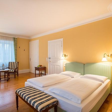 Schlosshotel Neckarbischofsheim Екстер'єр фото