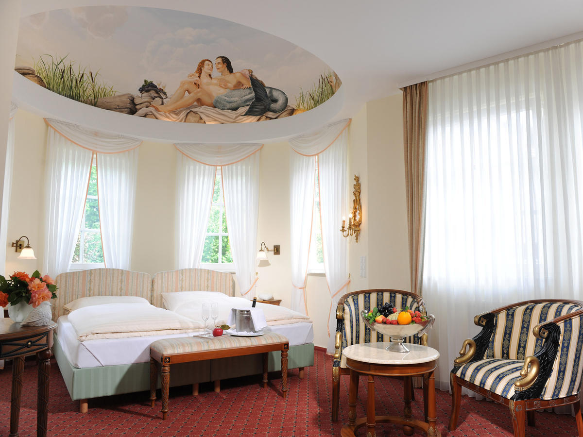 Schlosshotel Neckarbischofsheim Номер фото