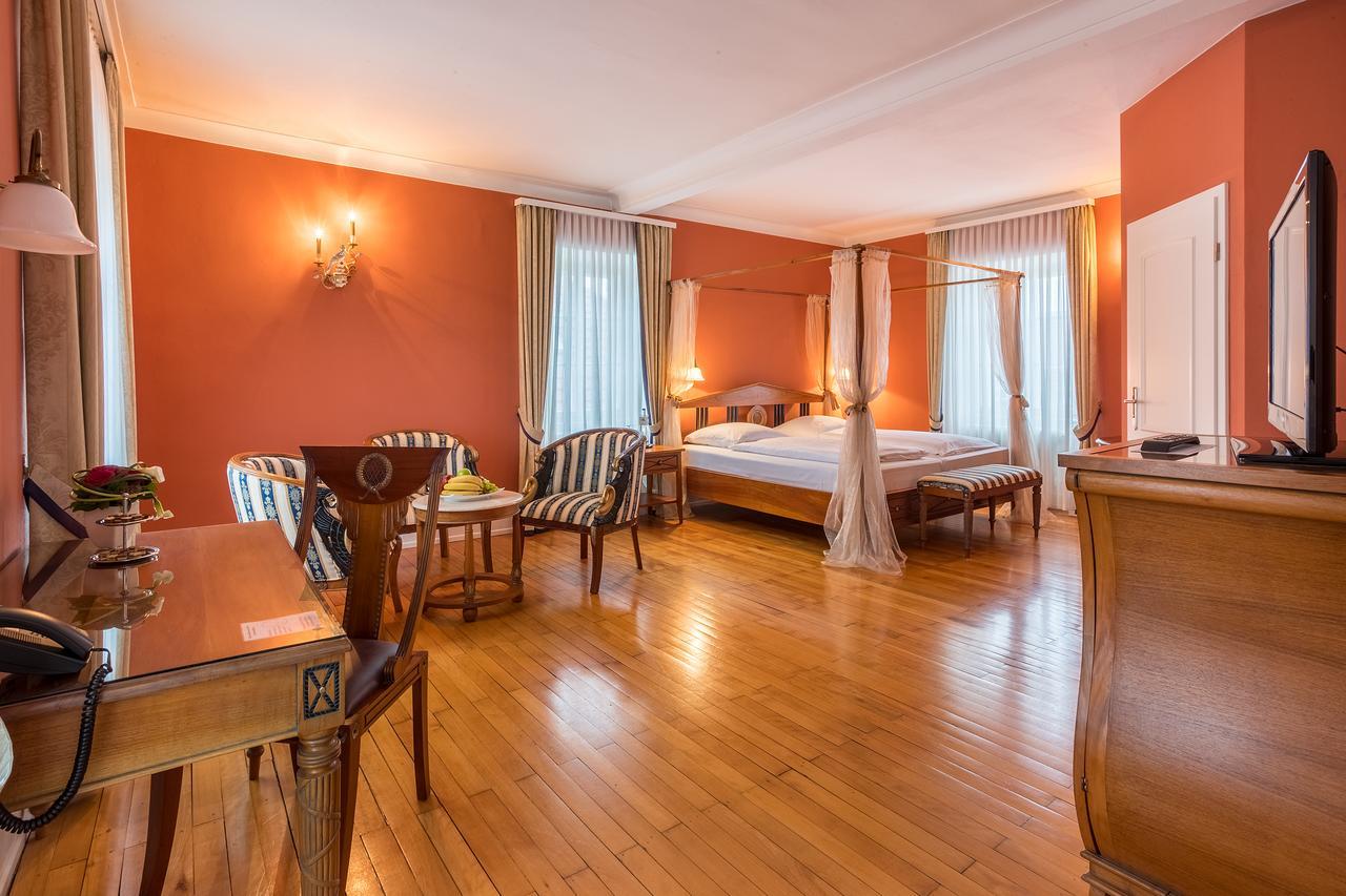 Schlosshotel Neckarbischofsheim Екстер'єр фото